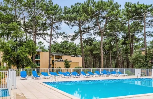 Maubuisson Apartment | Residence Les Grands Pins - maeva Home - 2 Rooms 4 People Selection