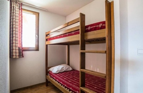 Albiez-le-Vieux Apartment | Residence Les Chalets du Hameau des Aiguilles - 2 Rooms Mountain Corner 4/6 People