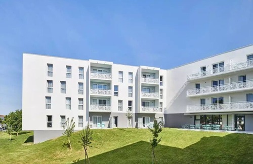 Jonzac Apartment | Residence Les Coteaux de Jonzac * - Vacances Bleues - 2 rooms 4 people
