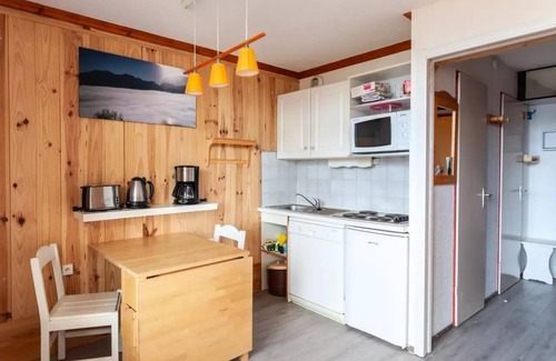 Eclose-Ouest Apartment | Residence Les Horizons d'Huez - maeva Home - 2 Room Apartment 5 People - Selection