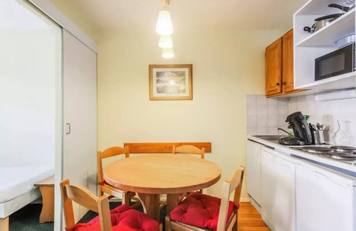 Eclose-Ouest Apartment | Residence Les Horizons d'Huez - maeva Home - 2 room apartment for 4 people Selection