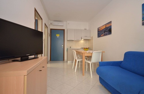 Lignano Sabbiadoro Apartment | Residence Marco Polo by Interhome