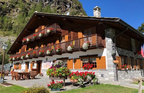 Gressoney-la-Trinite Apartment | Residence Oberteil