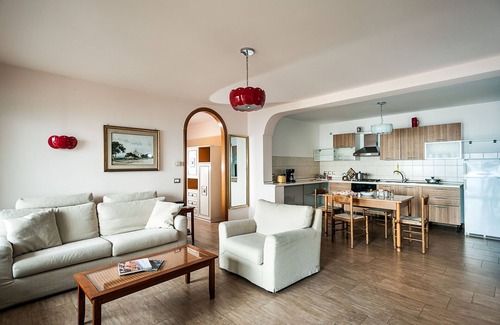 Taormina Apartment | Residence Schuler - Apartment 'B' with sea-Etna view