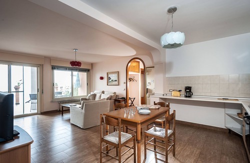 Taormina Apartment | Residence Schuler - Apartment 'B' with sea-Etna view