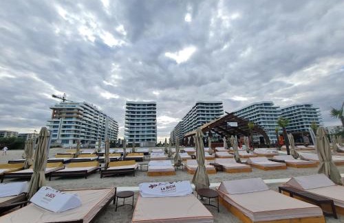 Constanta Apartment | Residence Sole by Axxis Nova Resort - Apartament luxury 70mp cu terasa si vedere la mare, acces direct pe plaja Axxis Beach BluFlag - Mamaia Nord - Parcare gratuita