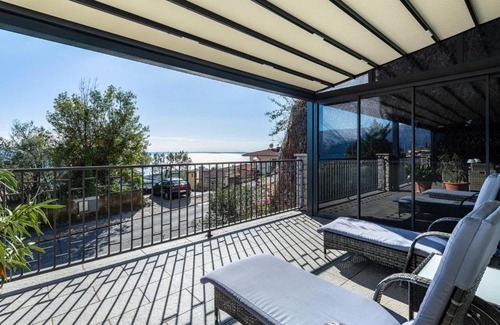 Pulciano Apartment | Residence Virgilio Green