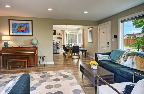 Kent House | Residential Home in Kent East Hill - Entire Main Floor w/ AC - Sleeps 6