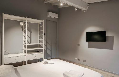 Brescia Antica Apartment | Residenza 56 - Brescia City - by HOST4U