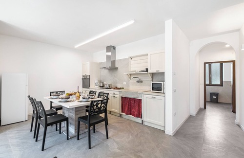 Arco Apartment | Residenza Al Ponte 2, Arco, Italy