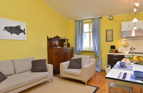 Lazise Old Town Apartment | Residenza Corsocangrande25 - Cansignorio apartment, 90 sqm.