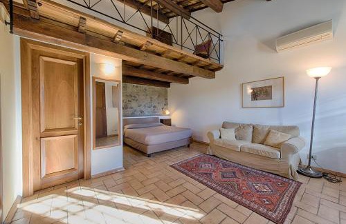 Ciampino House | Residenza d'Epoca Pietra Di Ponente