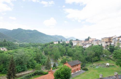 Dronero Apartment | Residenza LA FINESTRA SUL MAIRA