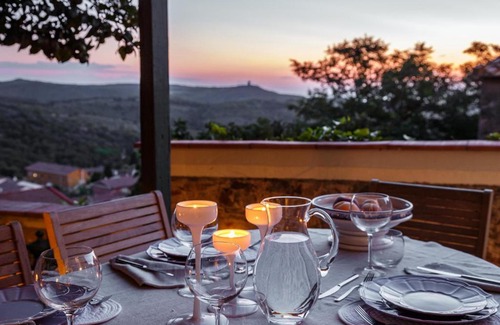 Castagneto Carducci Apartment | Residenza Vittoria