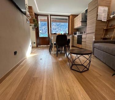 Vezza d'Oglio Apartment | Residenze Vezza - Il Larice -