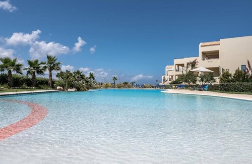 Maleme Apartment | Resitour - Chania Aphrodite Beachfront