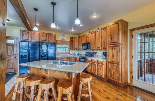 Bemidji House | Resort amenities are all inlcuded- 50% OFF remaining 2025 summer openings
