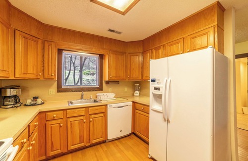 Massanutten House | Resort Amenities, Mountain Views, Sauna!