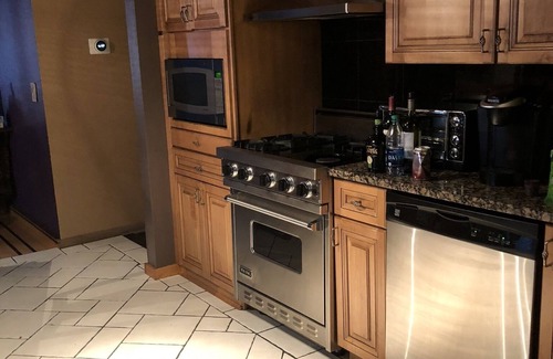 Parma House | RESORT HOME, POOL OPEN/HEATED, HOT TUB, FIRE PIT, INFINITY DIGITAL GAME TABLE.