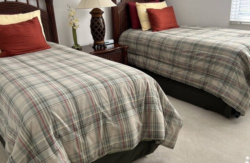 Naples Resort | Resort Home with pool and golf course 10 minutes to Marco or Naples Beaches!