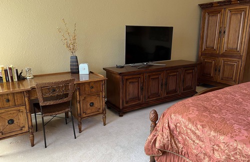 Naples Resort | Resort Home with pool and golf course 10 minutes to Marco or Naples Beaches!