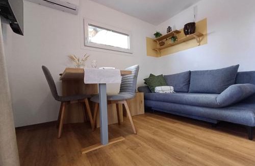 Dane House | Resort in Lužarji near Bloke