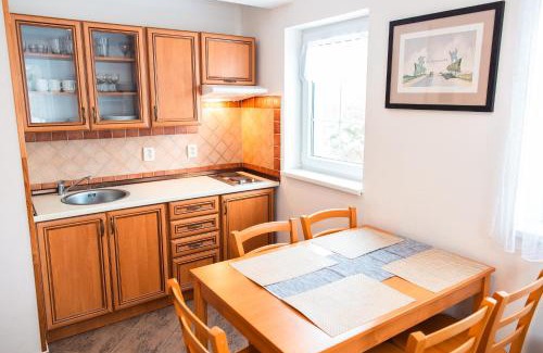 Tyn nad Vltavou House | Resort Koloděje-modrý dům