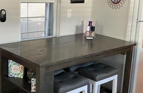 Braden River House | Resort living. Huge pools and Hot Tubs. WaterSlide. 20-30 minutes to 4 beaches!