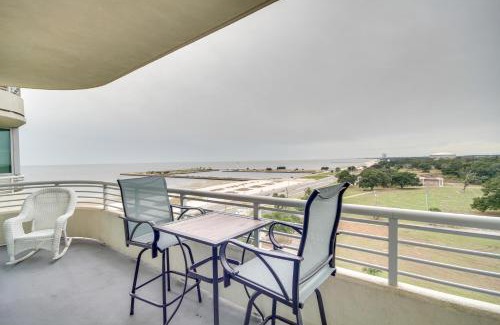 Biloxi Apartment | Resort-Style Biloxi Condo Walk to the Beach!