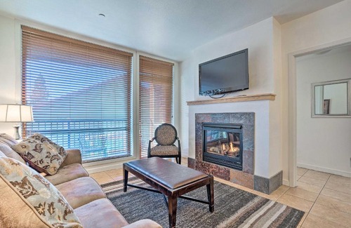Chelan Apartment | Resort-Style Condo with Lake Chelan and Mtn Views
