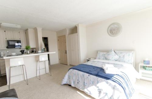 Marina del Rey Apartment | Resort Style Living in Marina Del Rey & Venice Studio