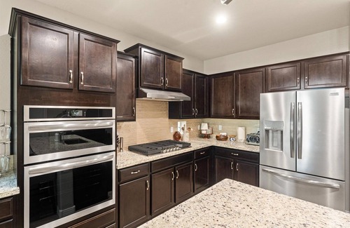 San Tan Valley House | Resort Style Pool and Luxury Touches - Modern, Bright, and Clean