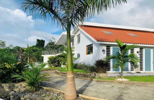 Barranquitas House | Resort-style property with indoor pool and excellent amenities.