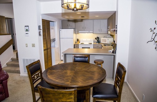 Fairfield Glade Villa | 🌄Resort Vacations at Fairfield Glade TN Spacious two bedroom Golf Villa