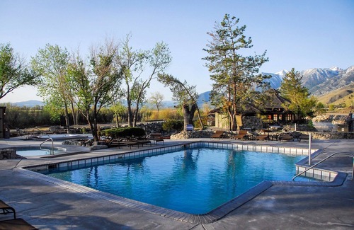 Genoa Villa | Resort with Hot Springs, Pool & Mountain Views!