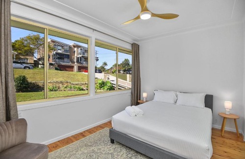 Long Jetty House | Rest and Recover with Sunsets Over The Lake - Magnesium SPA and ICE Bath