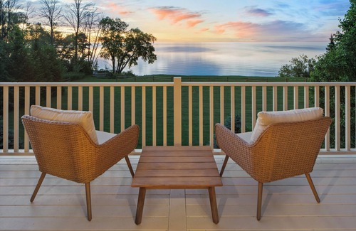 Newton House | Rest and Relax in Luxury on Lake Michigan! Beach, Gameroom, Theater, and Calm