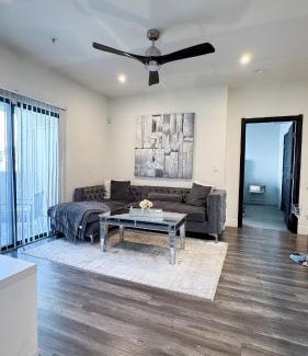 Seven Hills Apartment | Rest Away