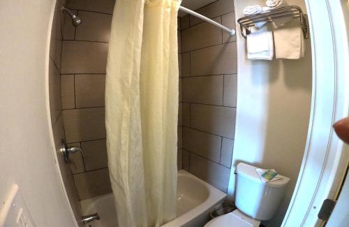 Elizabeth Hotel | Rest Inn - Elizabeth