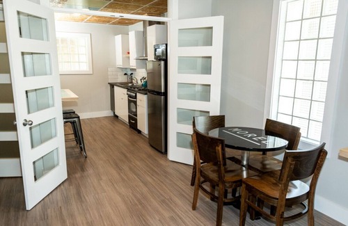Edmundston Apartment | Rest your weary head