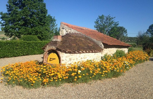 Genouillac Cottage | "Restez-là" Gîte in the heart of rural France