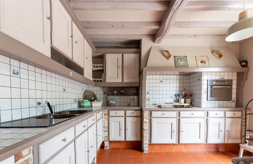 Witte Burg House | Restful Holiday Home in Koksijde with Hot Tub and Sauna