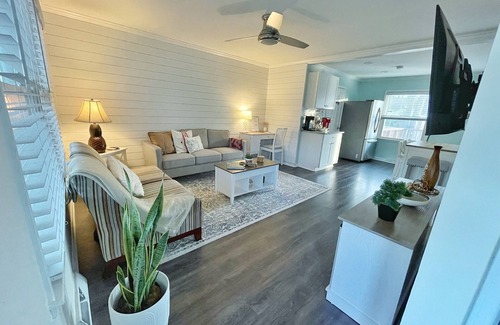 Charlotte House | Restful home with game room and deck! 6 miles to city! (pet friendly)