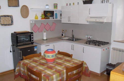 Scapezzano Apartment | Restored farmhouse with porch and garden, 4 km from the beach