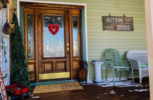 Edwardsburg House | Restored historic home near ND and Amish Country