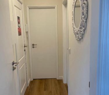 Old Town Apartment | RETIRO 402