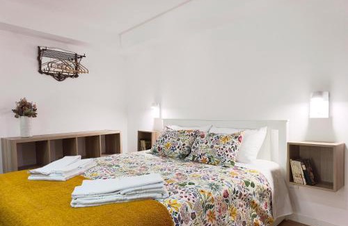Torre de Moncorvo Apartment | Retiro da Igreja by Casas do Planalto