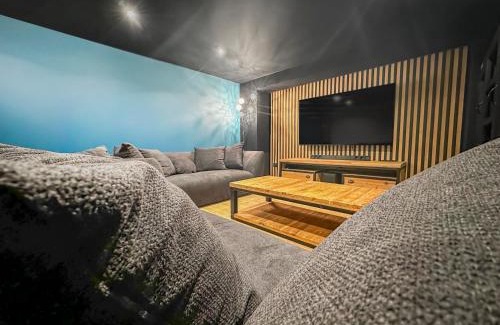 Petite-Synthe House | Retraite Paisible, Jardin, Plages et Centre Animé