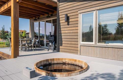 Eureka House | Retreat at the Wilderness Club