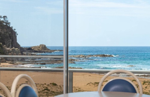Malua Bay Apartment | Retreat Beside The Beach - Unit Four